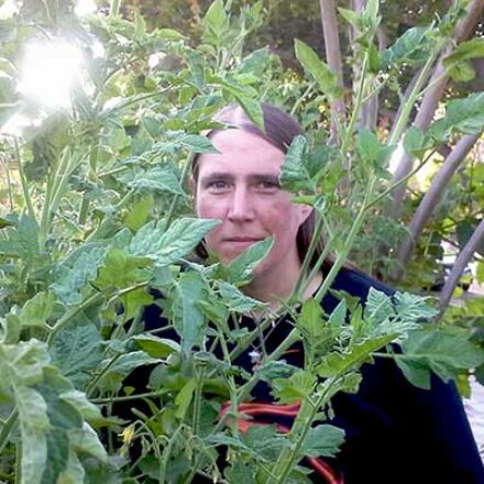 Lorin Nielsen in the garden